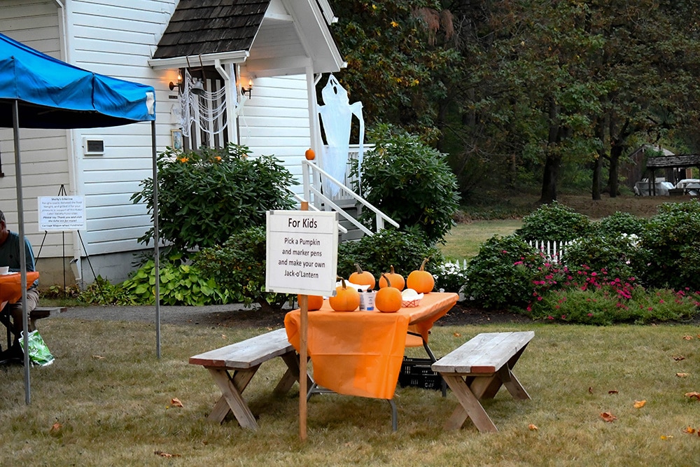 Kids event outside Baker Cabin church